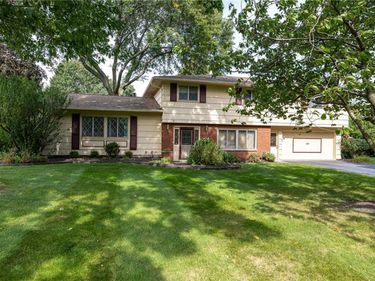164 Bunker Hill Drive, Rochester, NY 14625