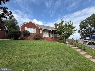 918 N MONTANA STREET, ARLINGTON, VA 22205