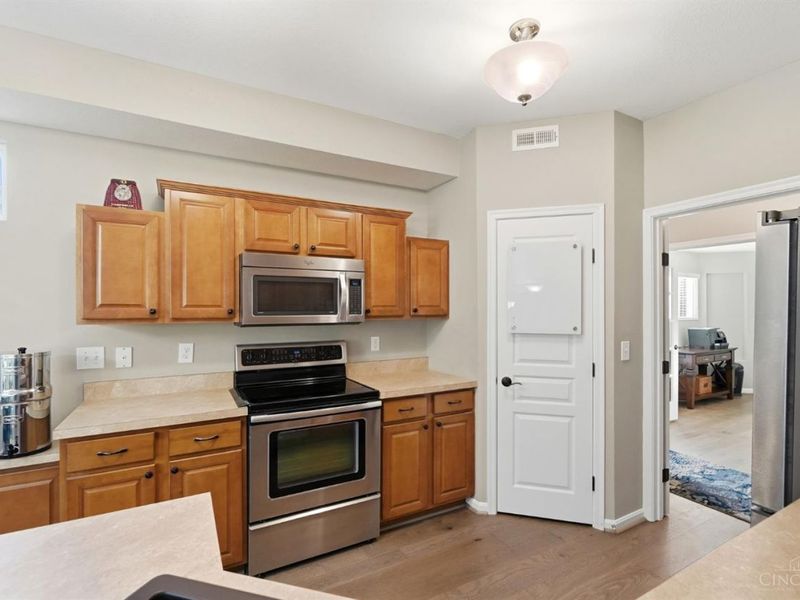 588 Heritage Square, Harrison, OH 45030 Photo 14