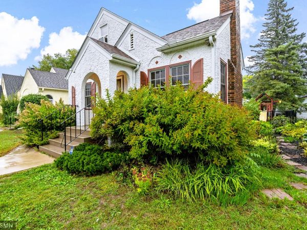 844 Winslow Avenue, Saint Paul, MN 55107
