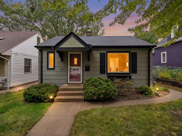 5625 42nd Avenue S, Minneapolis, MN 55417