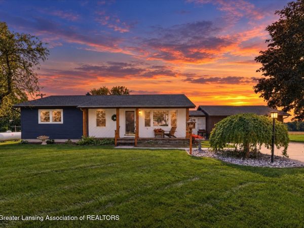 3200 E Round Lake Road, DeWitt, MI 48820