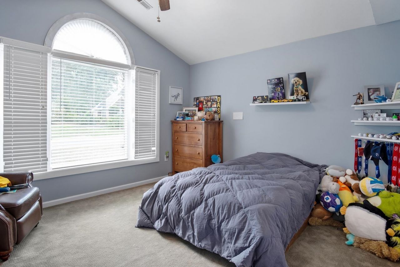 3099 Kings Ct. Photo 40