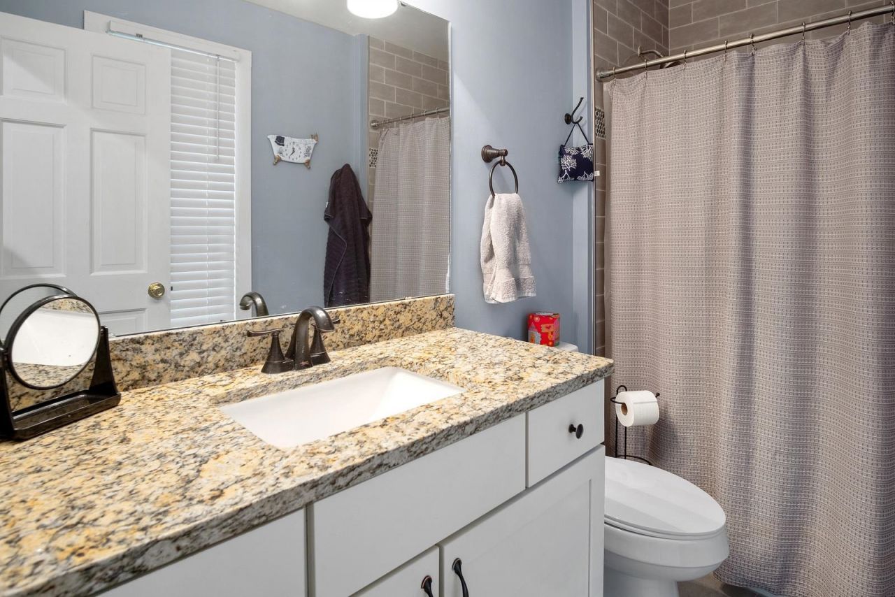 3099 Kings Ct. Photo 42
