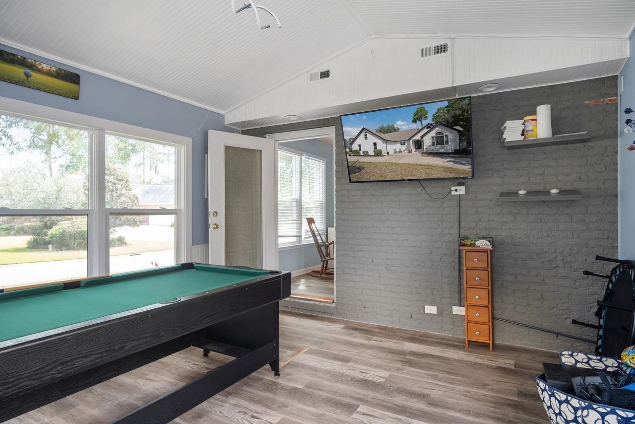 3099 Kings Ct. Photo 47