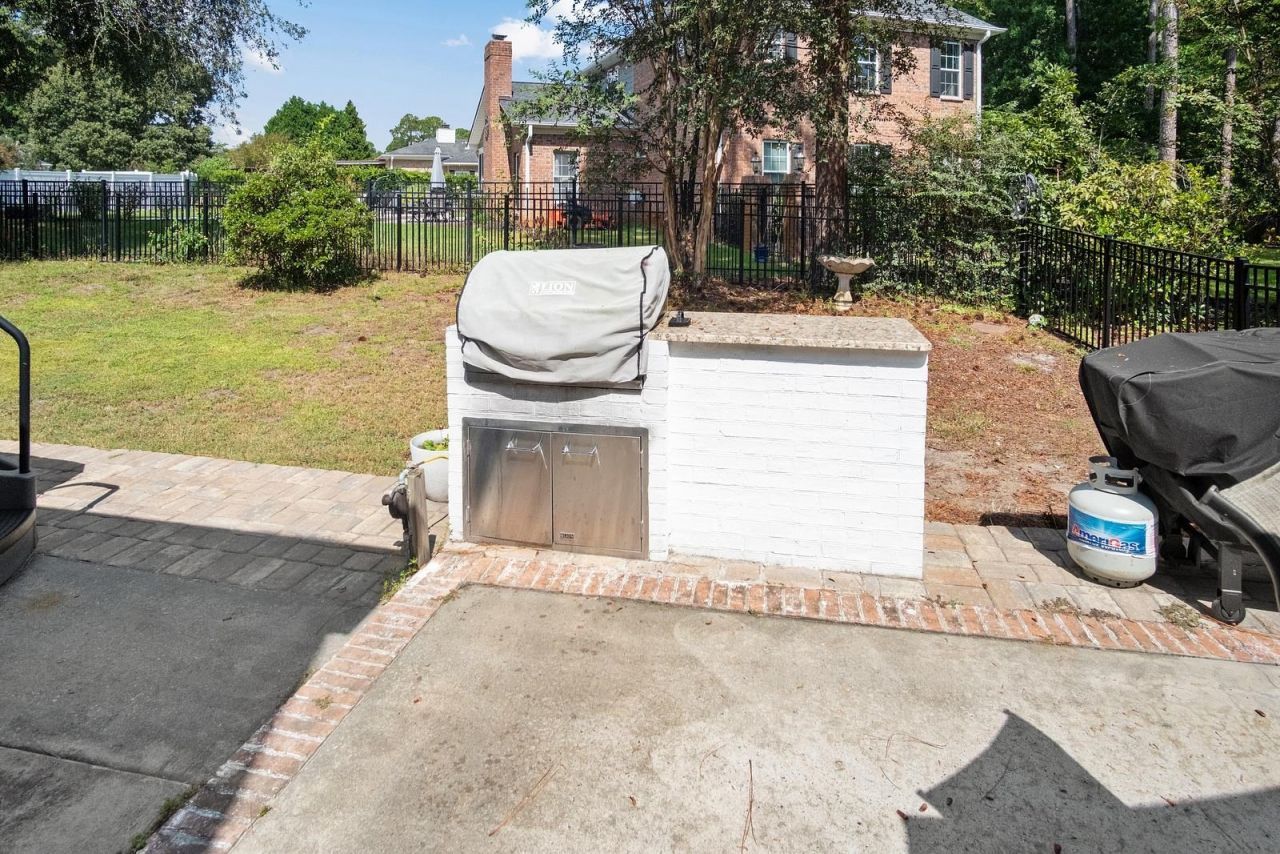 3099 Kings Ct. Photo 61