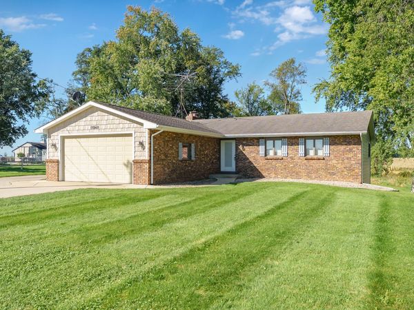 11940 S 10th Street, Schoolcraft, MI 49087