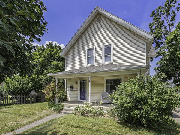 22 W Ash Street, Three Oaks, MI 49128