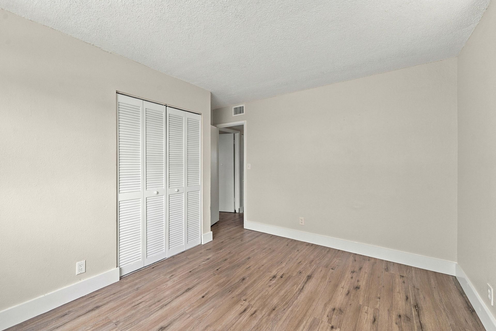 241 SE 9th Avenue, Unit 101, Pompano Beach, FL 33060 Photo