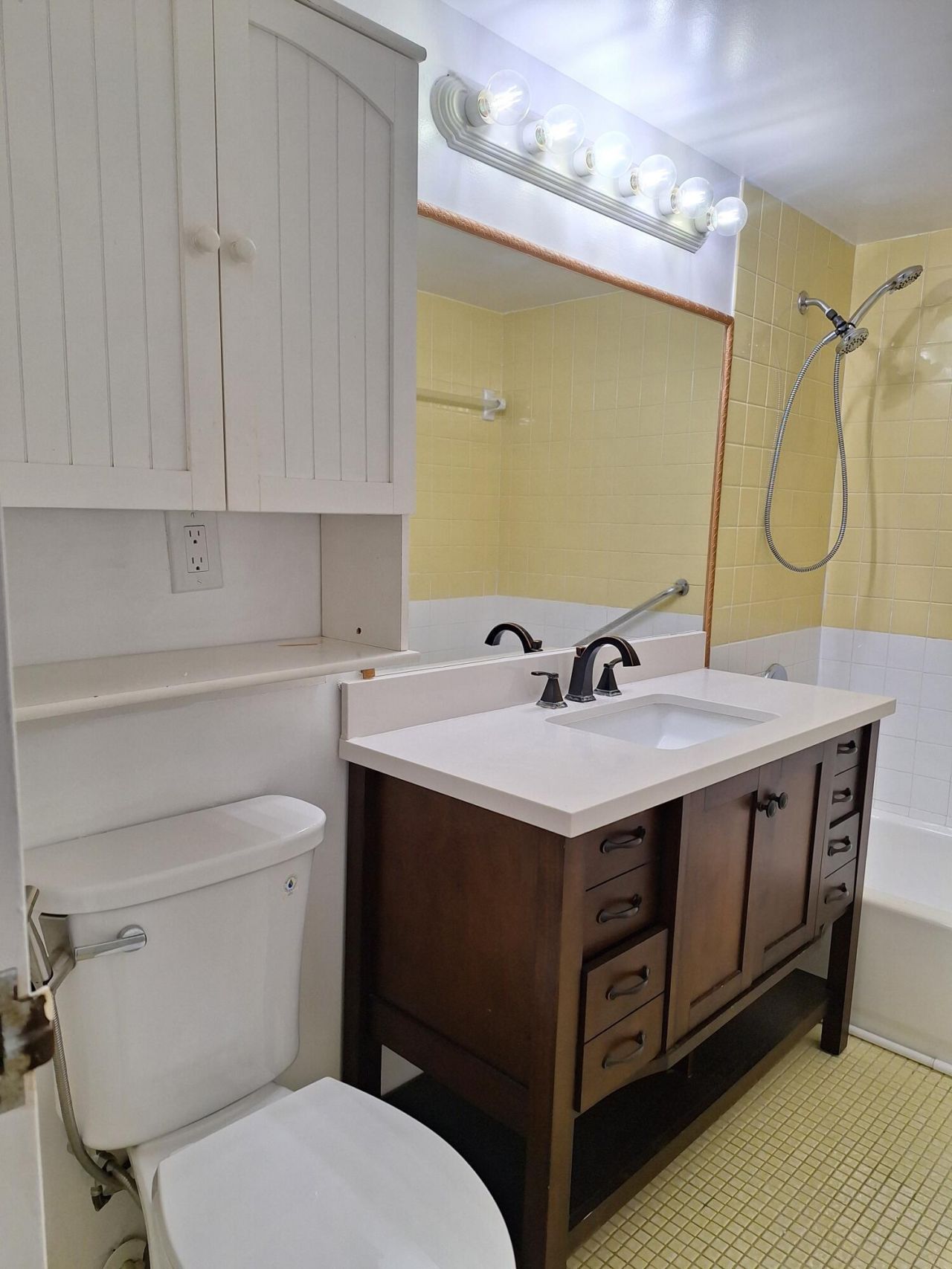2601 NW 48th Terrace, Unit 345, Lauderdale Lakes, FL 33313 Photo