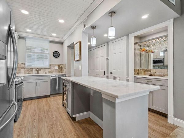 100 PARADISE HARBOUR Boulevard, Unit 208, North Palm Beach, FL 33408