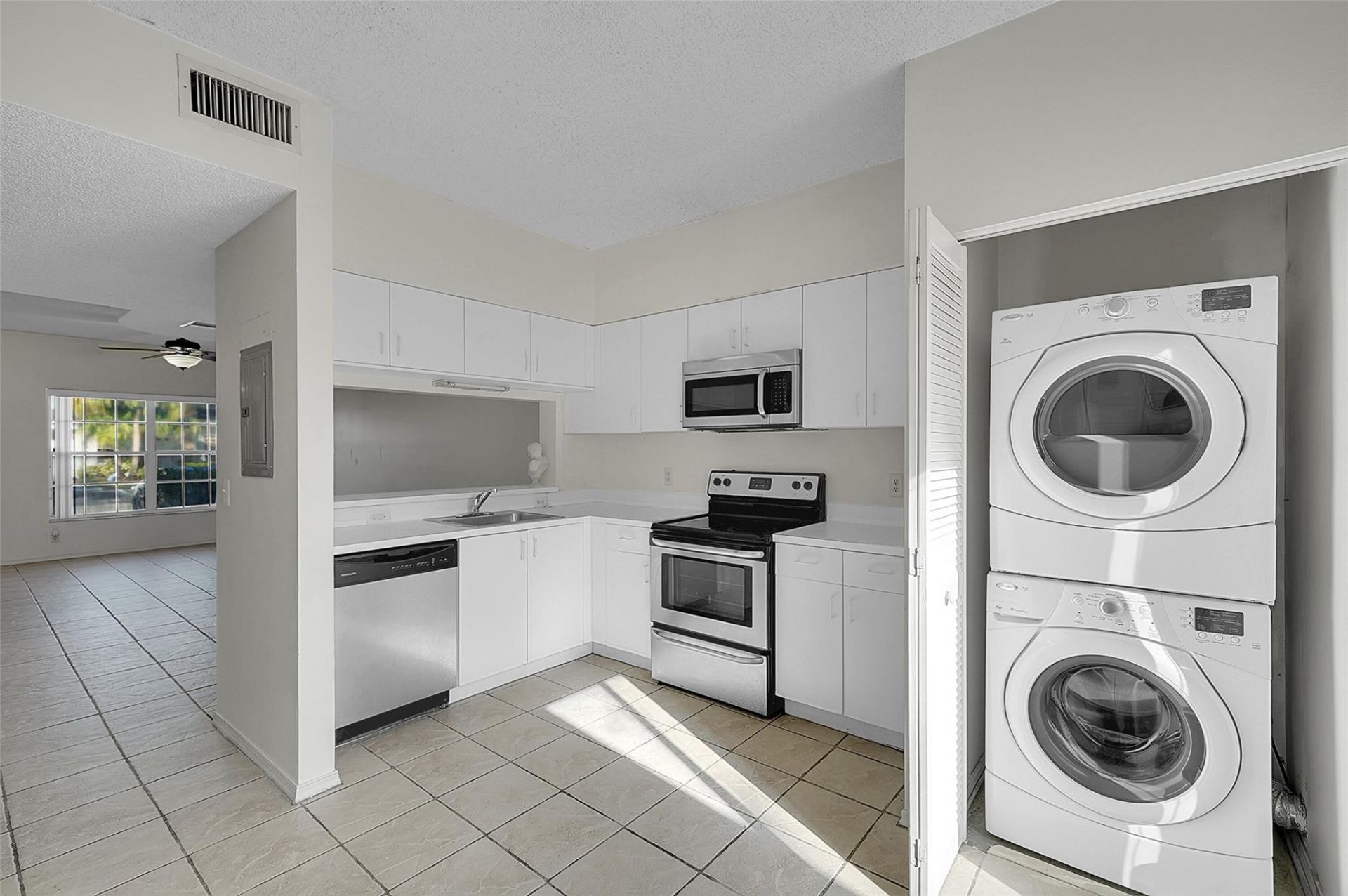 50 Truman Drive, Weston, FL 33326 Photo