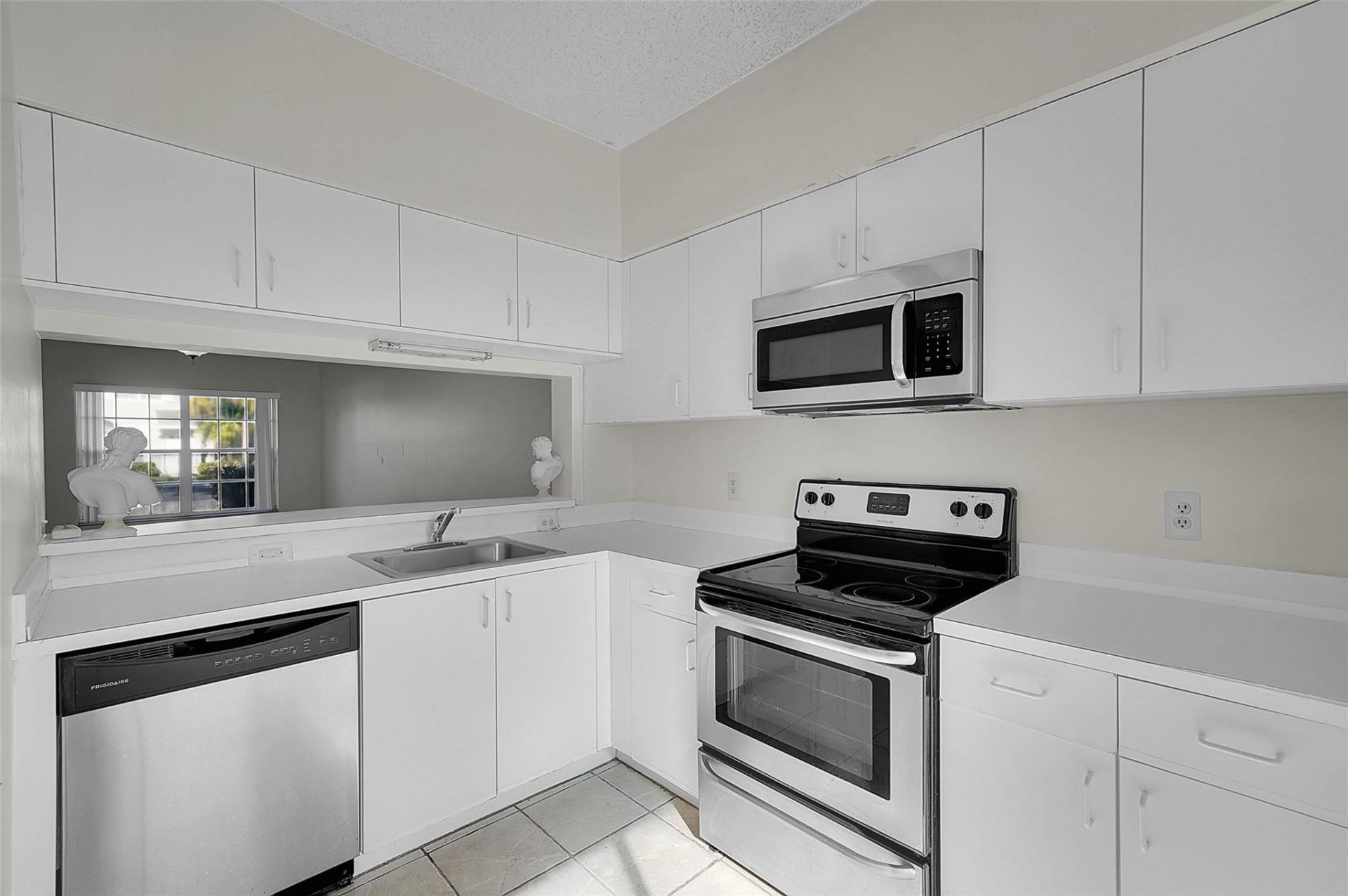 50 Truman Drive, Weston, FL 33326 Photo