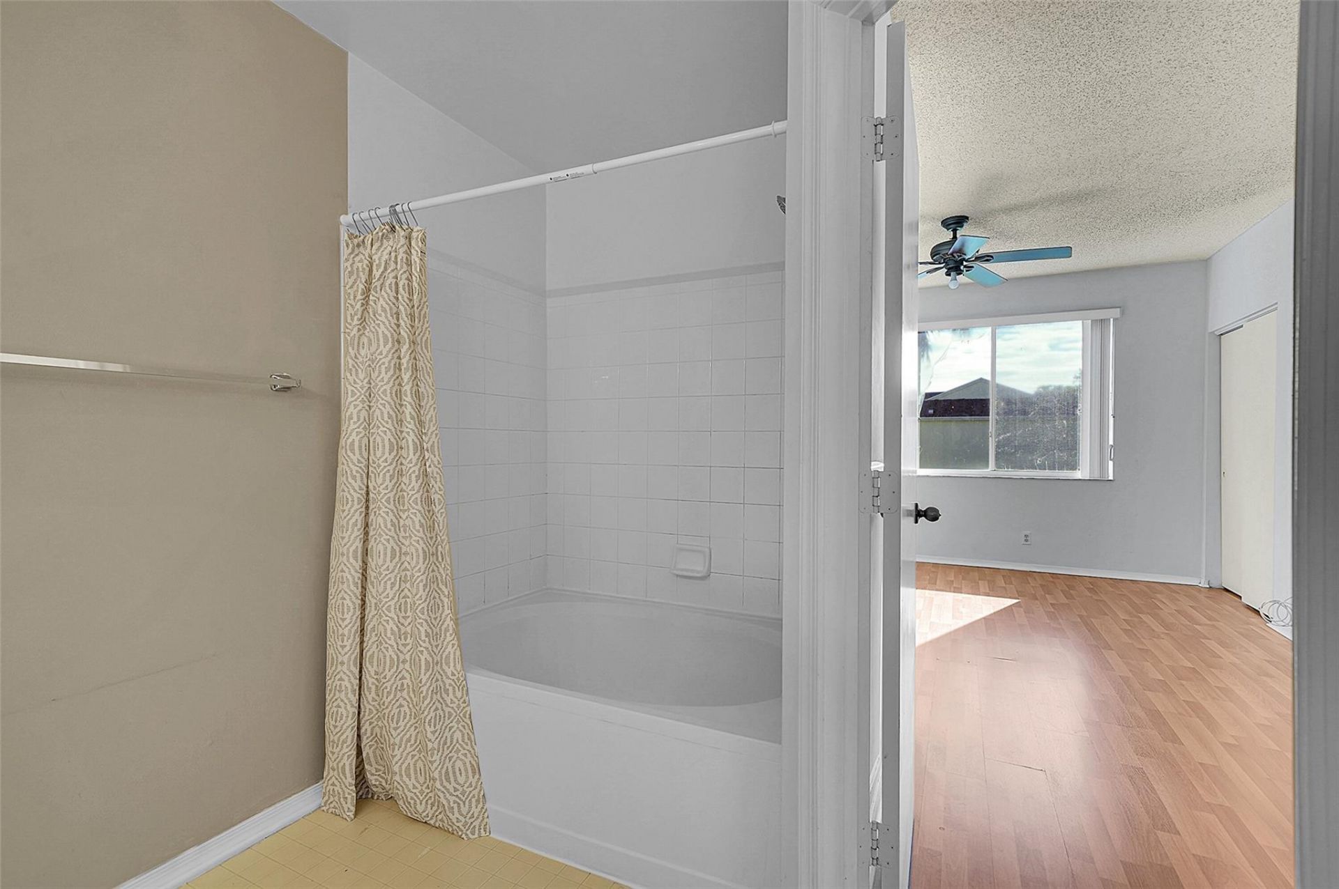 50 Truman Drive, Weston, FL 33326 Photo