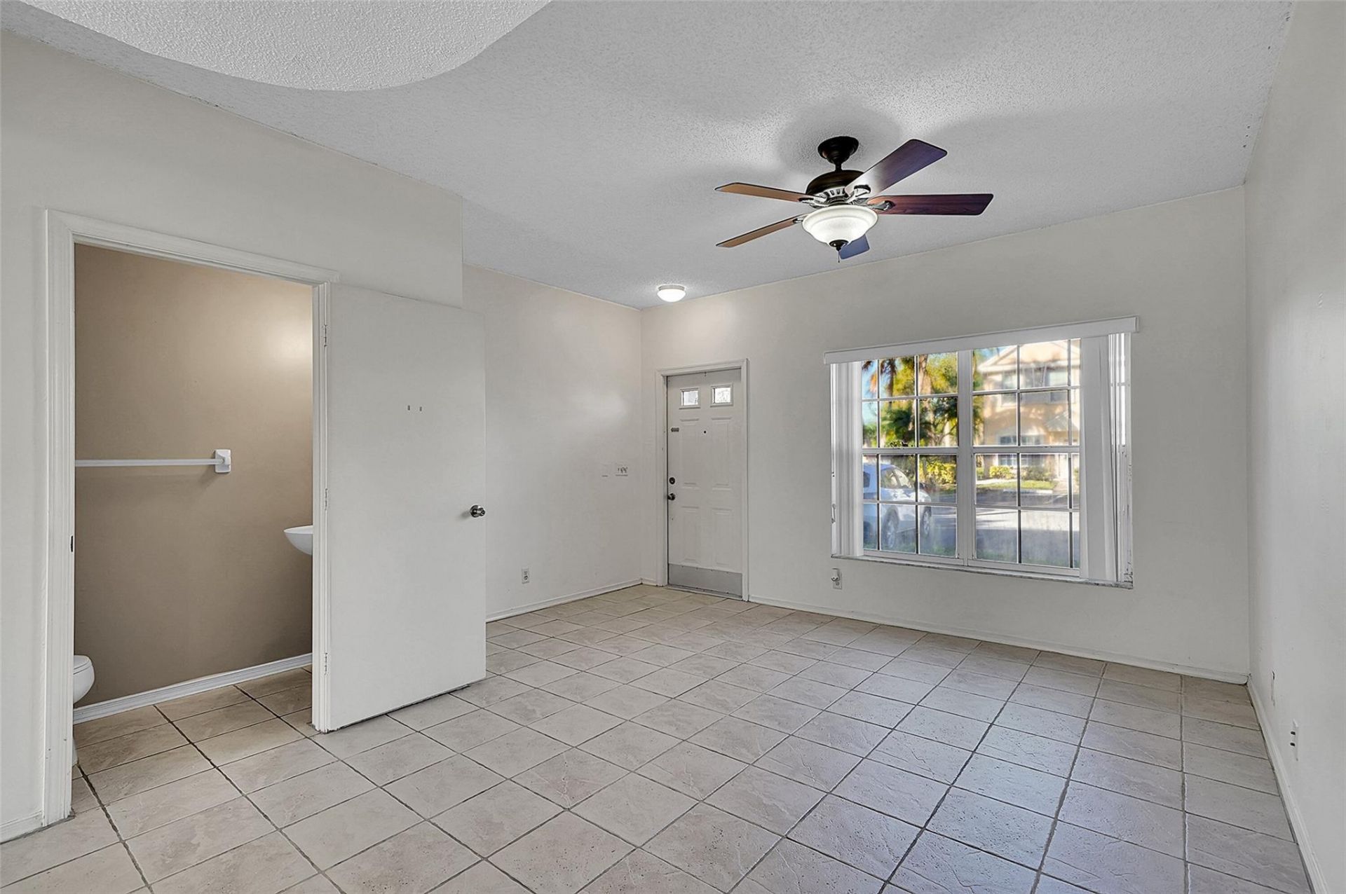 50 Truman Drive, Weston, FL 33326 Photo