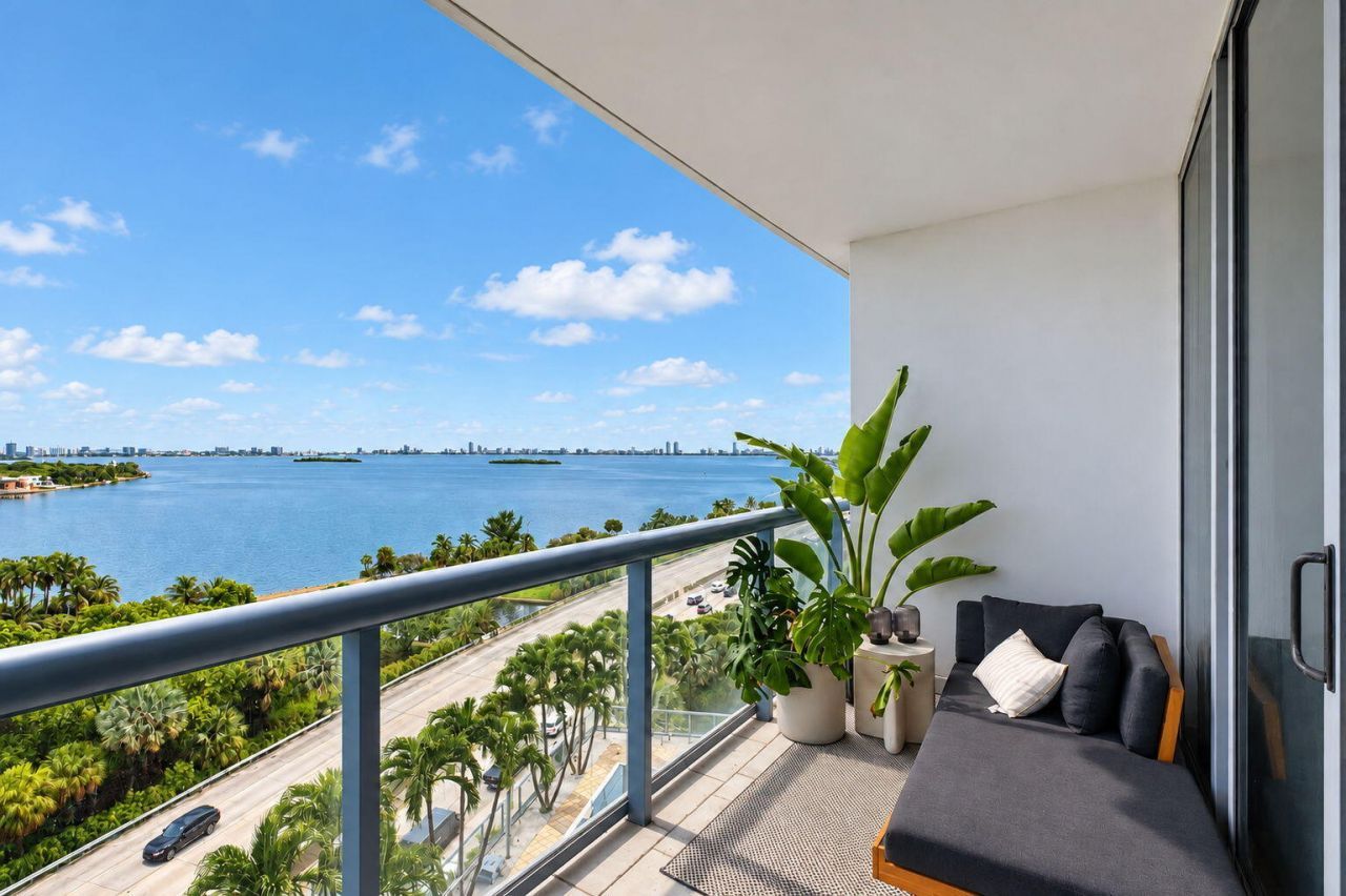 601 NE 36th Street, Unit 1008, Miami, FL 33137 Photo