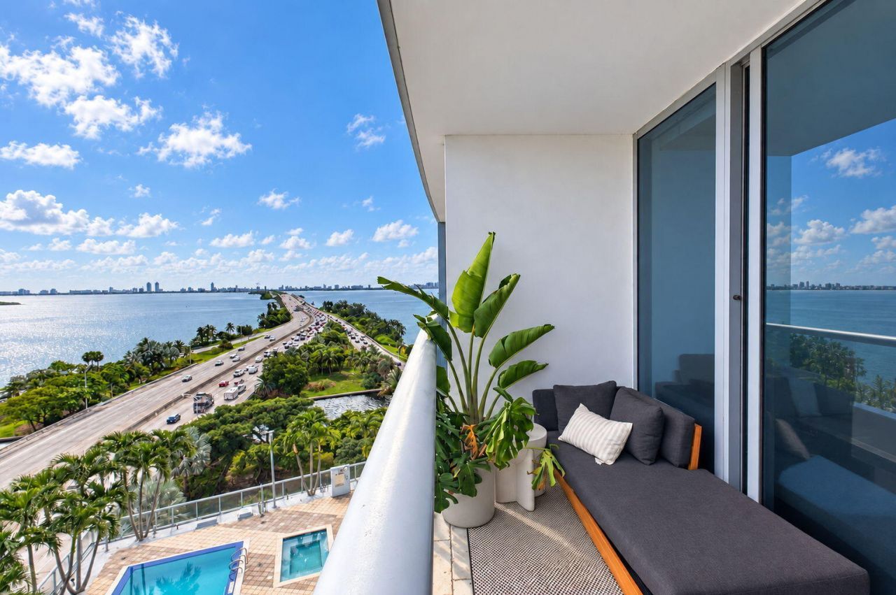 601 NE 36th Street, Unit 1008, Miami, FL 33137 Photo