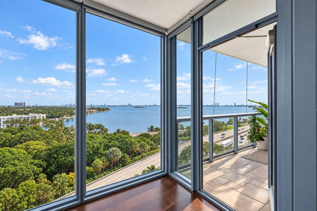 601 NE 36th Street, Unit 1008, Miami, FL 33137 Photo