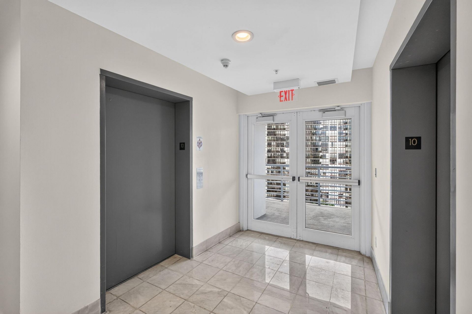 601 NE 36th Street, Unit 1008, Miami, FL 33137 Photo