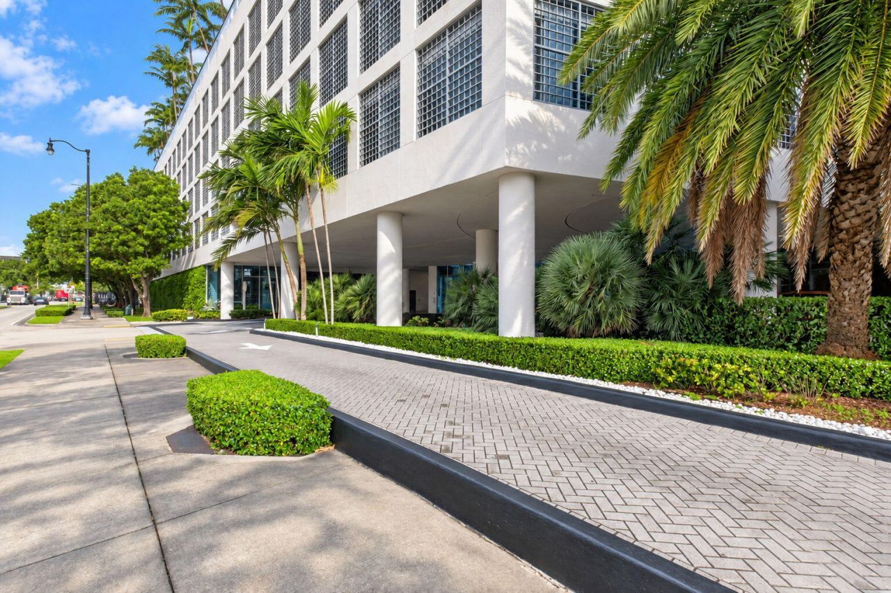 601 NE 36th Street, Unit 1008, Miami, FL 33137 Photo