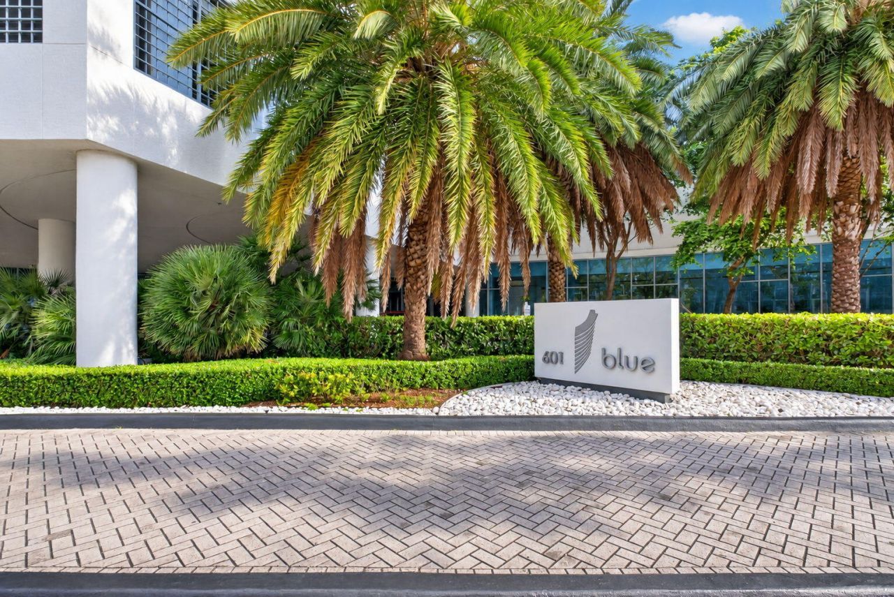 601 NE 36th Street, Unit 1008, Miami, FL 33137 Photo