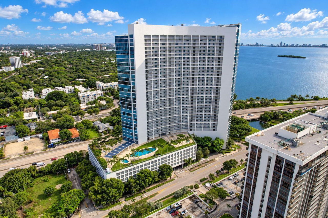 601 NE 36th Street, Unit 1008, Miami, FL 33137 Photo