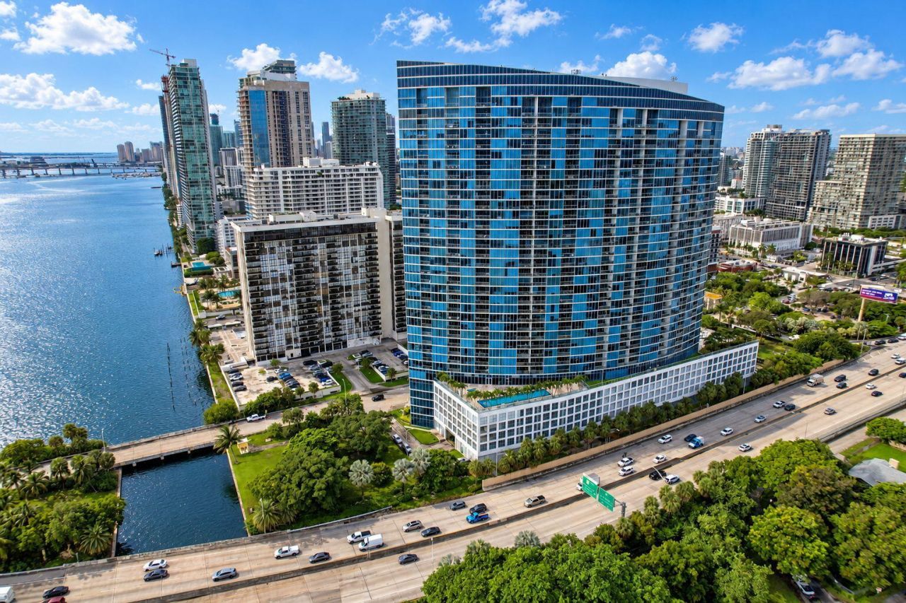 601 NE 36th Street, Unit 1008, Miami, FL 33137 Photo
