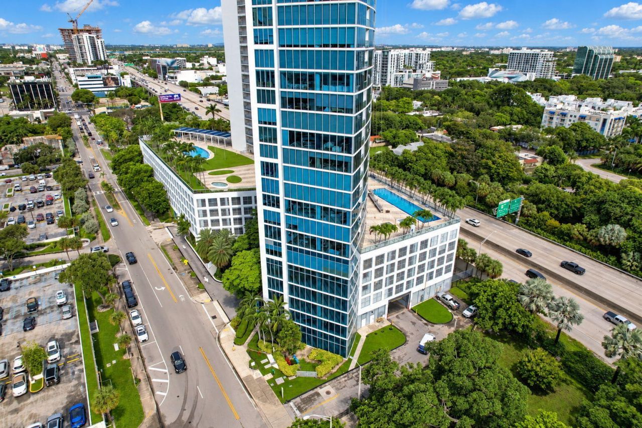 601 NE 36th Street, Unit 1008, Miami, FL 33137 Photo