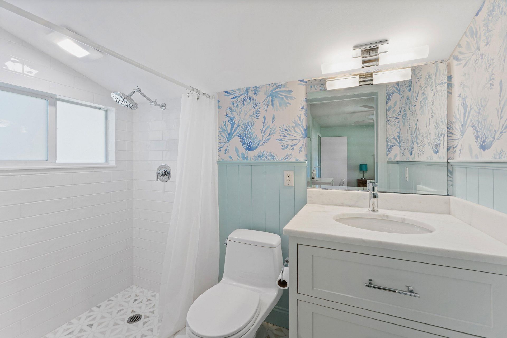 817 Anchorage Drive, North Palm Beach, FL 33408 Photo