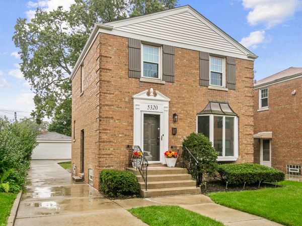 5320 S Oak Park Avenue , Chicago, IL 60638