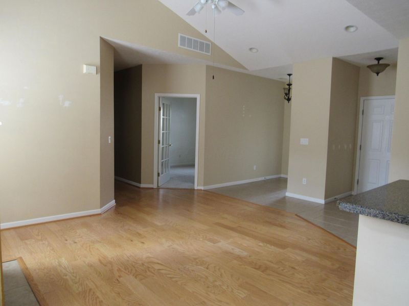 5 Claire Court , Unit 5, Circleville, OH 43113 Photo 10