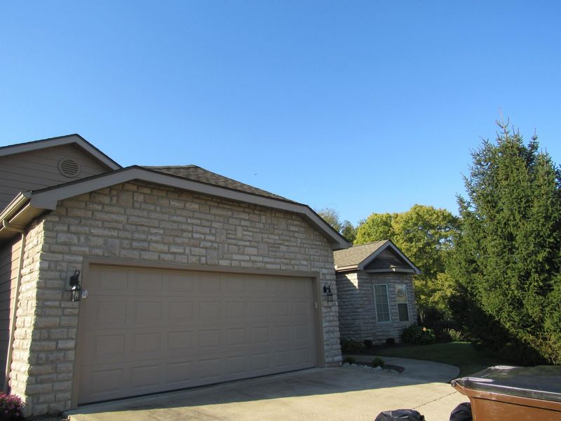 5 Claire Court , Unit 5, Circleville, OH 43113 Photo 3
