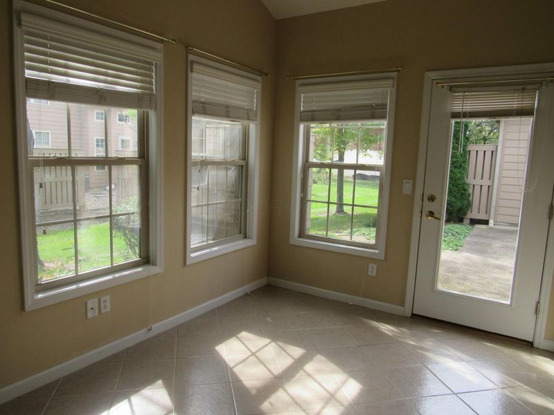5 Claire Court , Unit 5, Circleville, OH 43113 Photo 8