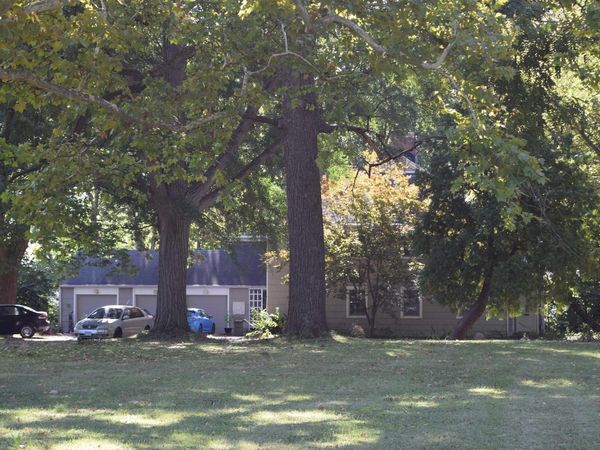 1700 W MOSS Avenue, Peoria, IL 61606