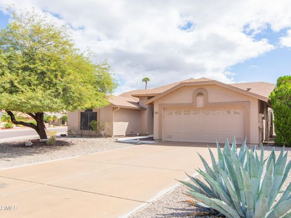 9845 W ESCUDA Drive, Peoria, AZ 85382