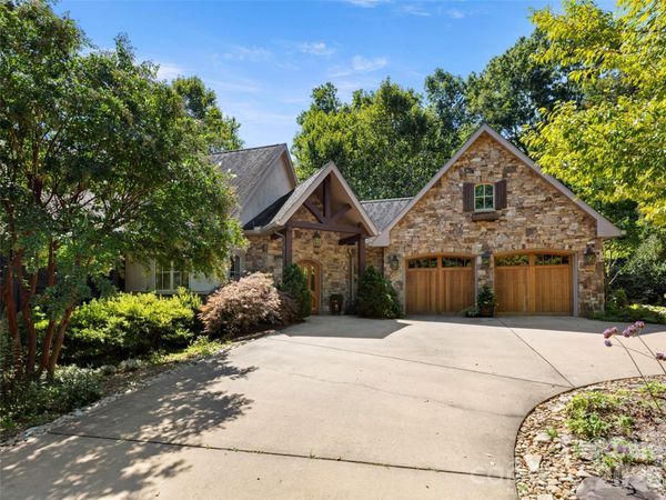 89 Emmas Grove Road , Fletcher, NC 28732
