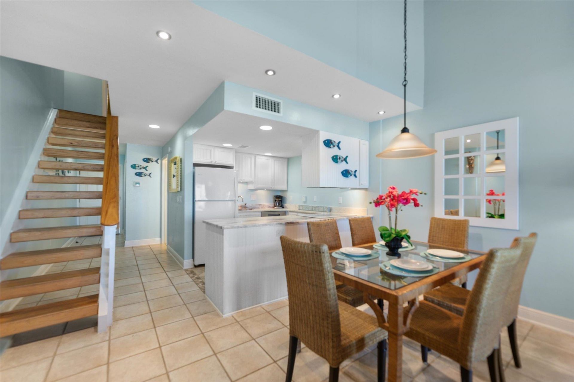 2030 Gulf Beach Villas, Unit 2030, Captiva, FL 33924 Photo