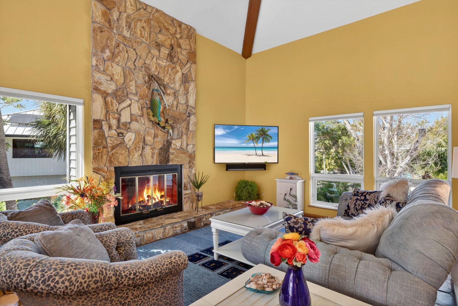 5312 Ladyfinger Lake Rd, Sanibel, FL 33957 Photo