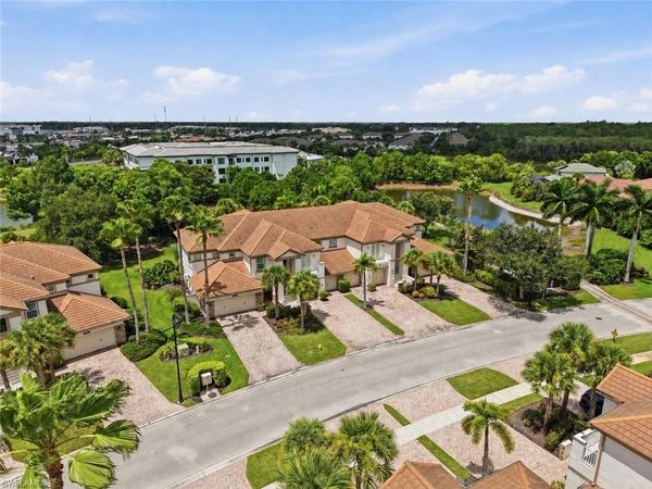 9193 Quartz LN , Unit 16-102, NAPLES, FL 34120
