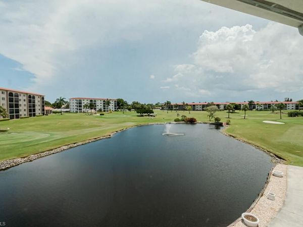 49 High Point CIR S, Unit 303, NAPLES, FL 34103