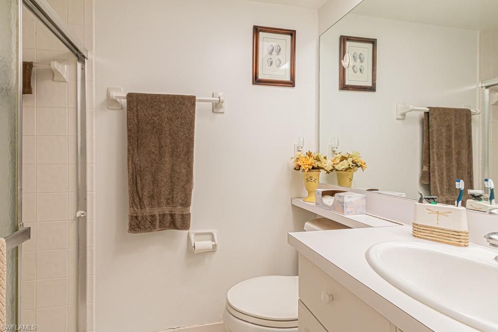 49 High Point Cir S, Unit 303, Naples, FL 34103 Photo