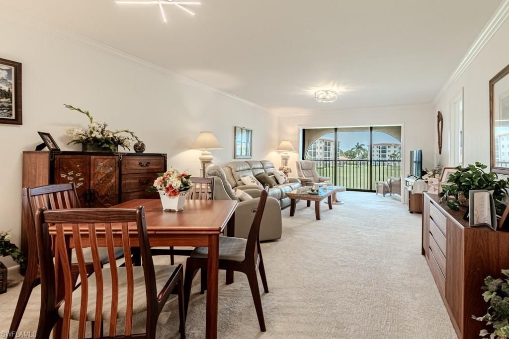49 High Point Cir S, Unit 303, Naples, FL 34103 Photo