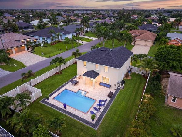1723 SW 40th ST, CAPE CORAL, FL 33914