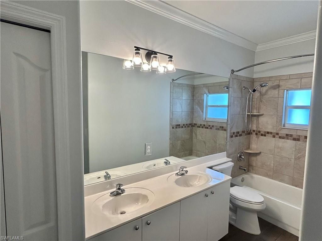 11228 Lakeland Cir, Fort Myers, FL 33913 Photo