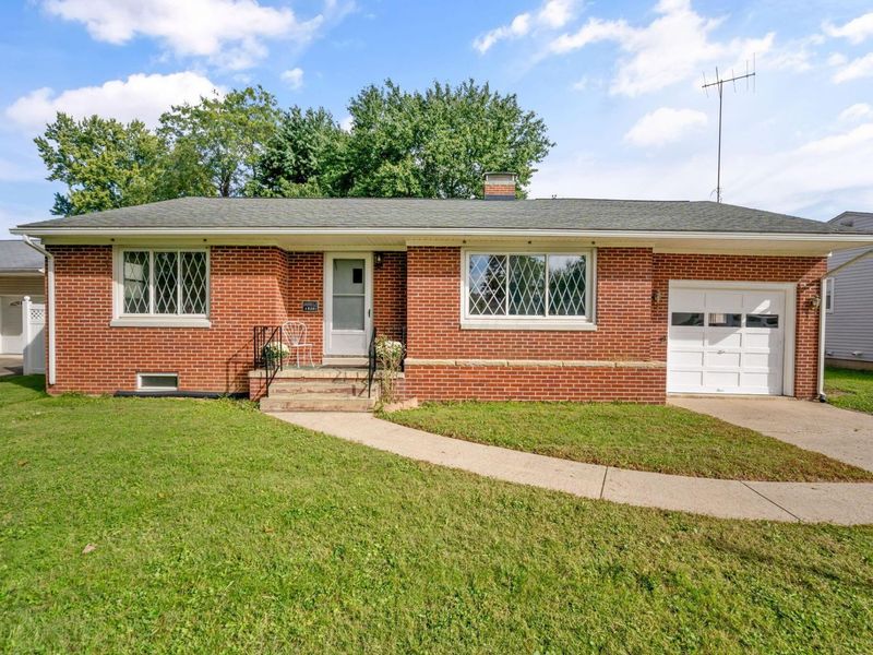1826 Nelson Road, Lancaster, OH 43130 Photo 1