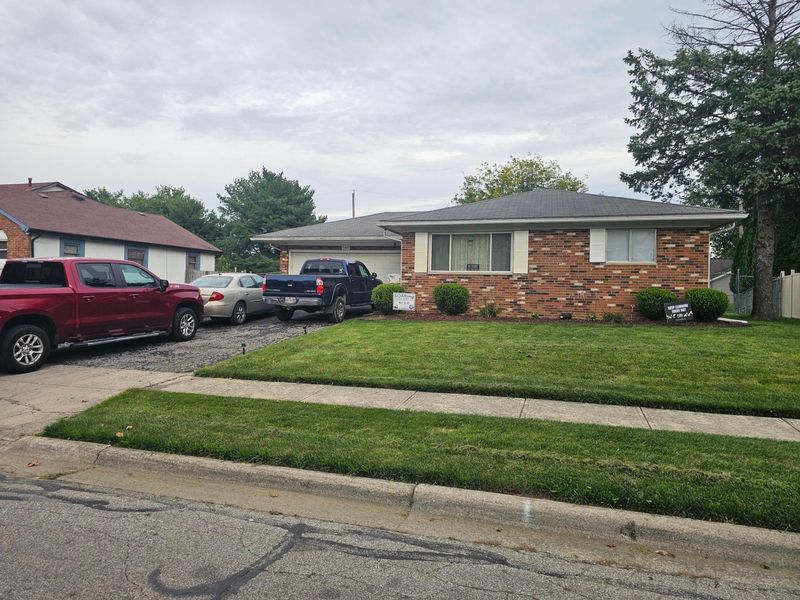 5494 Parkville Street, Columbus, OH 43229 Photo 2