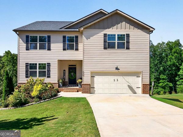 230 Blossom Wood Drive, Senoia, GA 30276