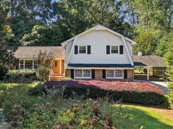 2051 Hemlock Trail, Snellville, GA 30078