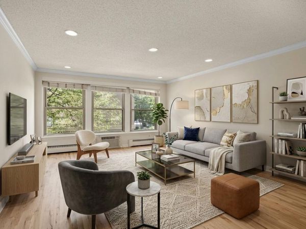 821 Douglas Avenue, Unit 204, Minneapolis, MN 55403