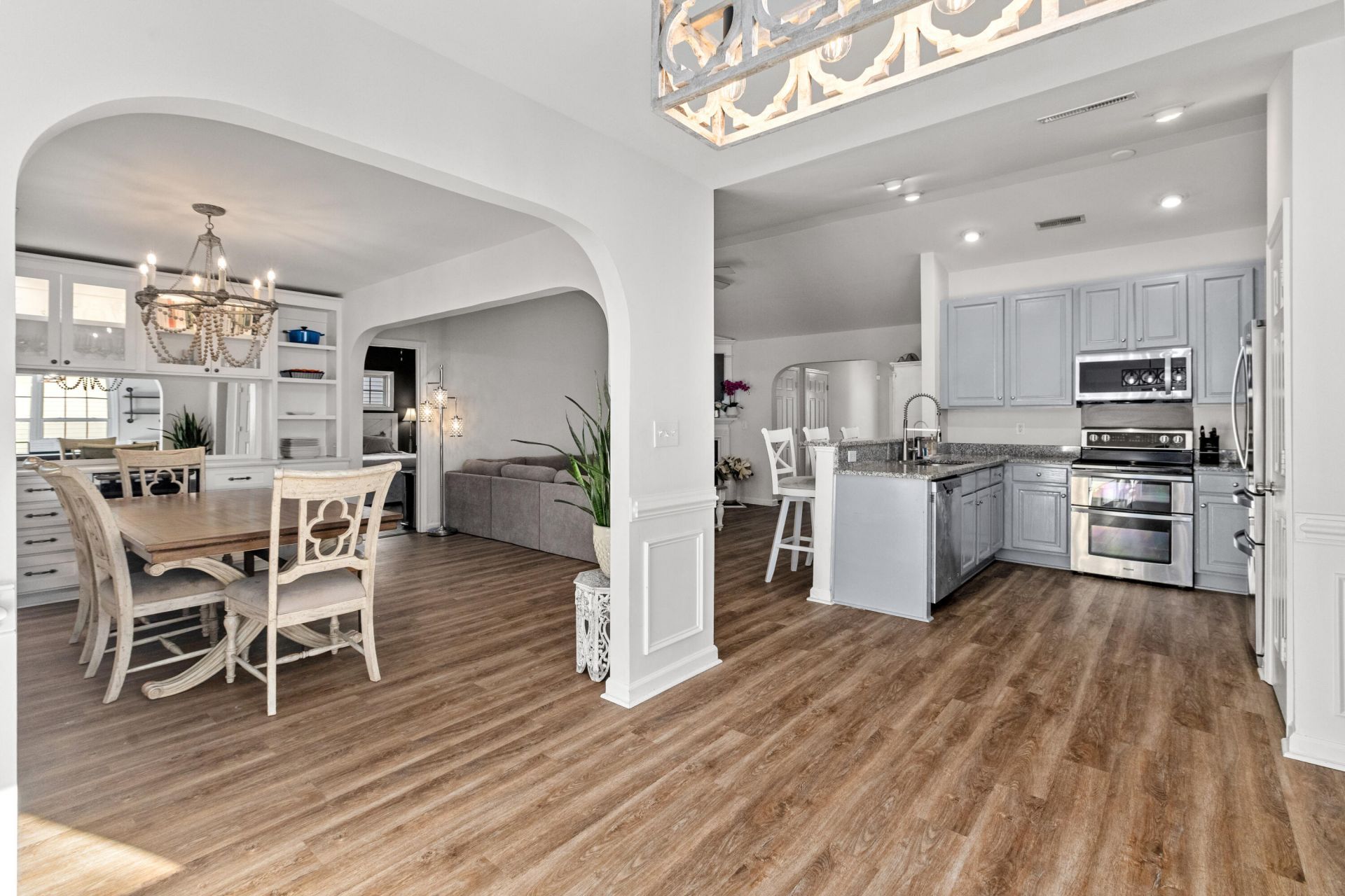 1572 Wellesley Circle Photo 12